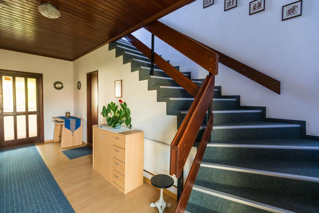 Gaestehaus - Doris - Wenzl เมอบิชอัมซี ภายนอก รูปภาพ